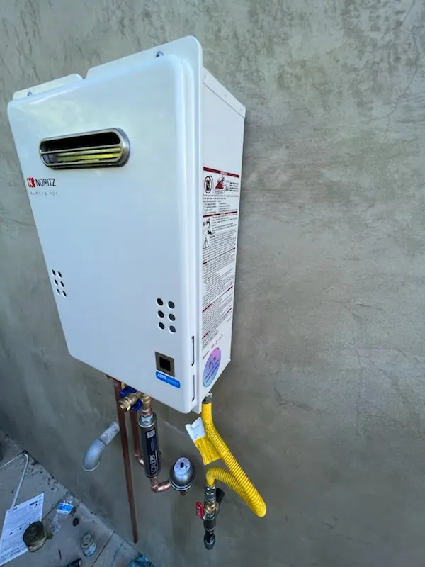 Tankless water heater installation for Days Rock homes